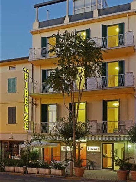 Hotel Firenze ヴィアレッジョ エクステリア 写真